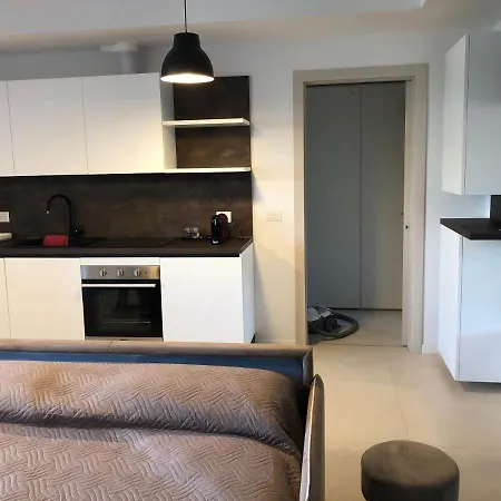 Loft With Terrace In Uptown Milan Near Rho Fiera شقة بيرو
